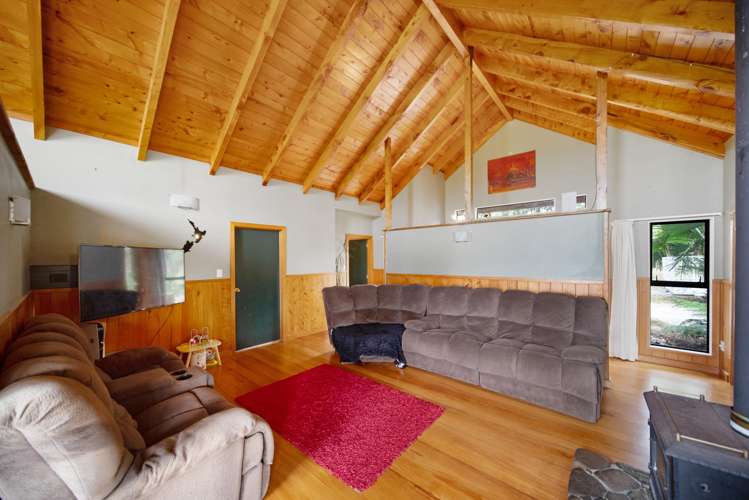 22 Falls Road Hunua_8