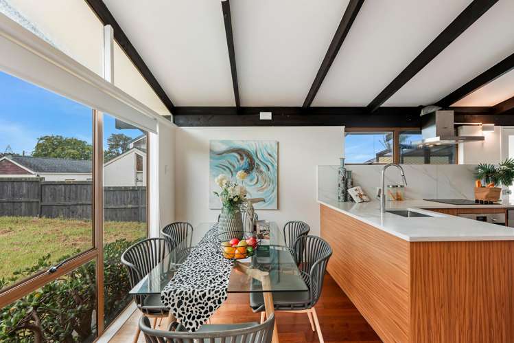 44 Miltonia Avenue Te Atatu South_11