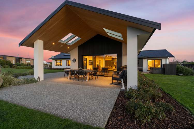 8 Lochend Close Waihopai_46