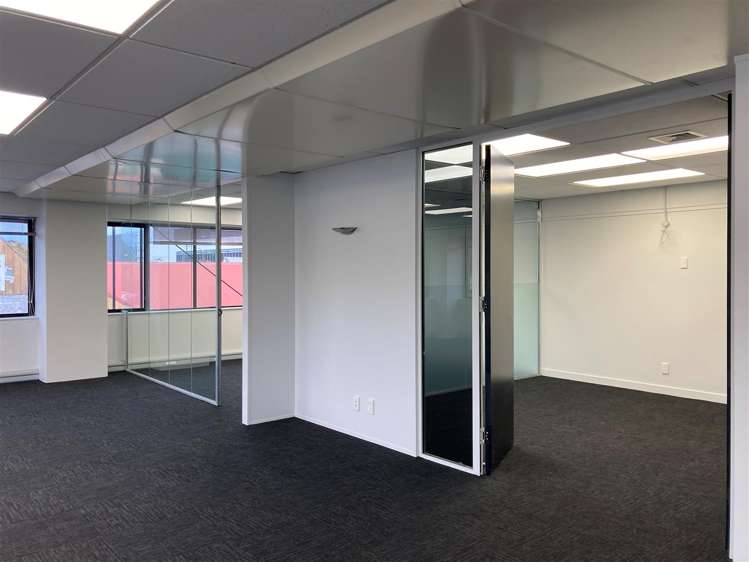 Tenancy 2. Level 1, 65 Waterloo Road Lower Hutt_5