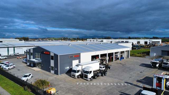 33 Earthmover Crescent Te Rapa_4