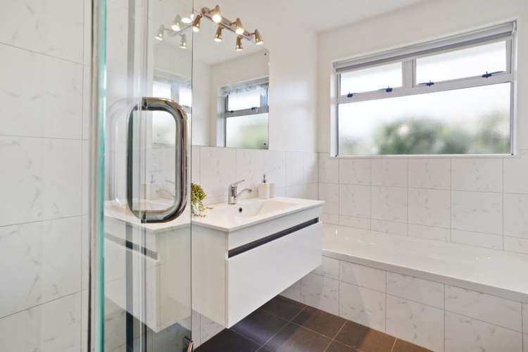 4 Thicket Close Redwood_22