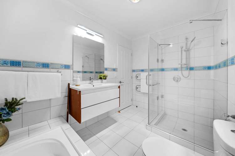 48 Bluebird Crescent Unsworth Heights_21