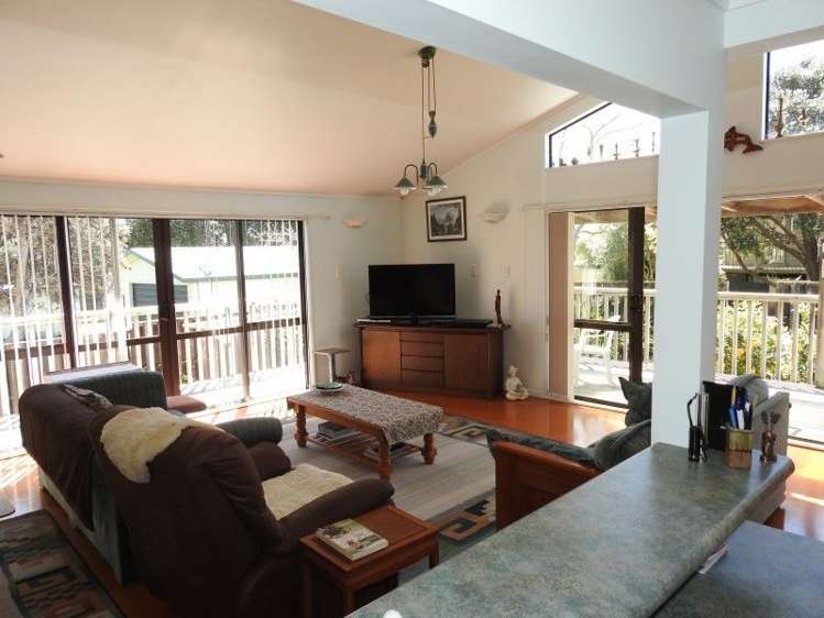 17 Pauanui Beach Road Pauanui_12