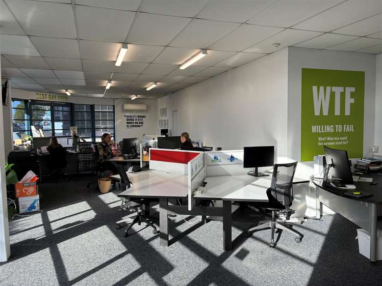 278C Kahikatea Drive Frankton_1