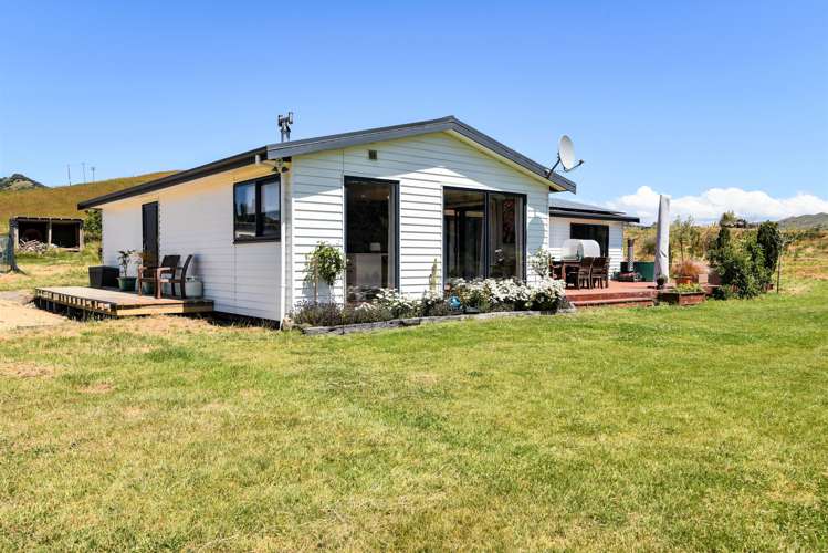 44 Apes Road Karitane_16