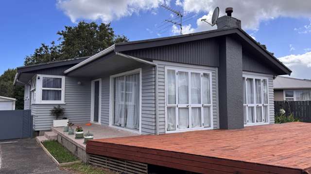 98 Edgewater Drive Pakuranga_1