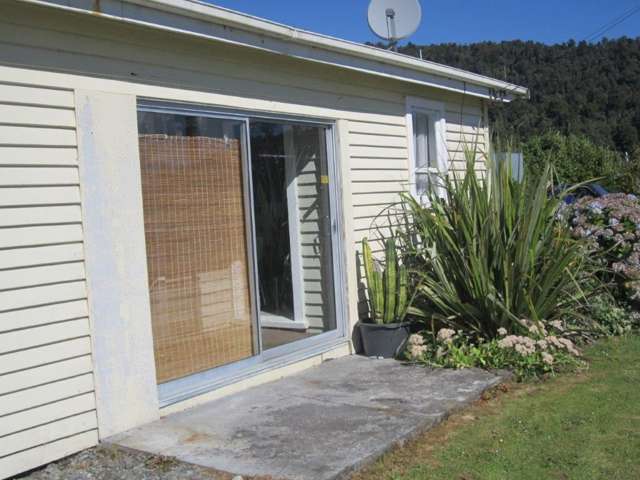 22 Wanganui Flat Road Harihari_2