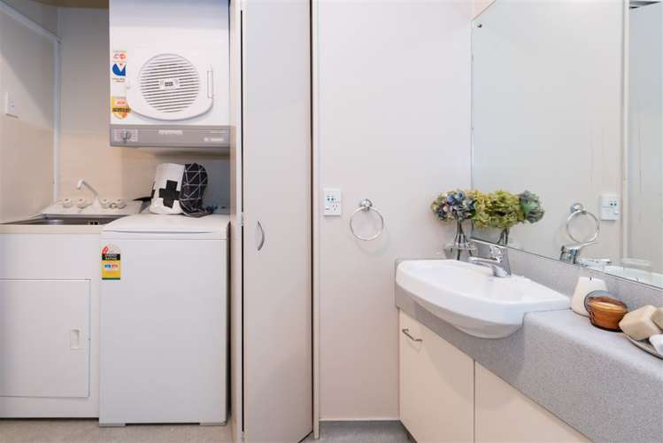 6a/16 Kent Terrace Mount Victoria_9