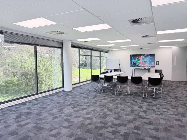 42 Tawa Drive Albany_18