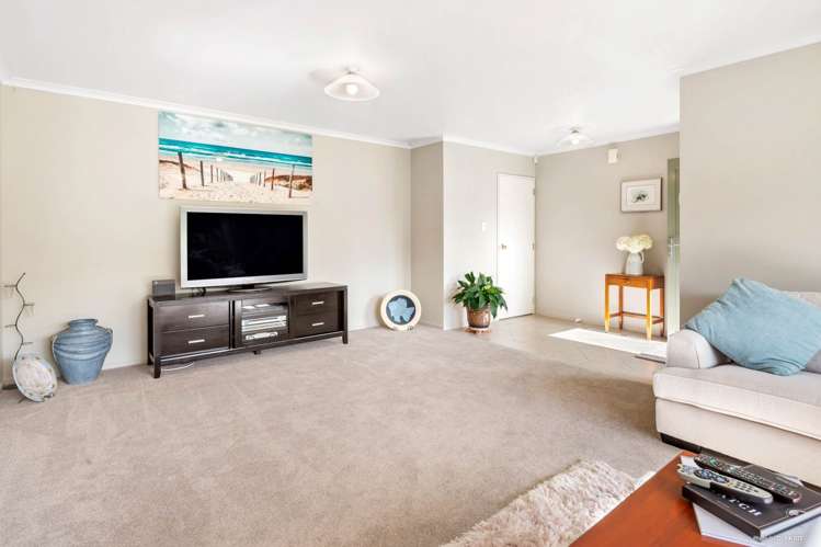 7 Tauranga Place Orewa_5