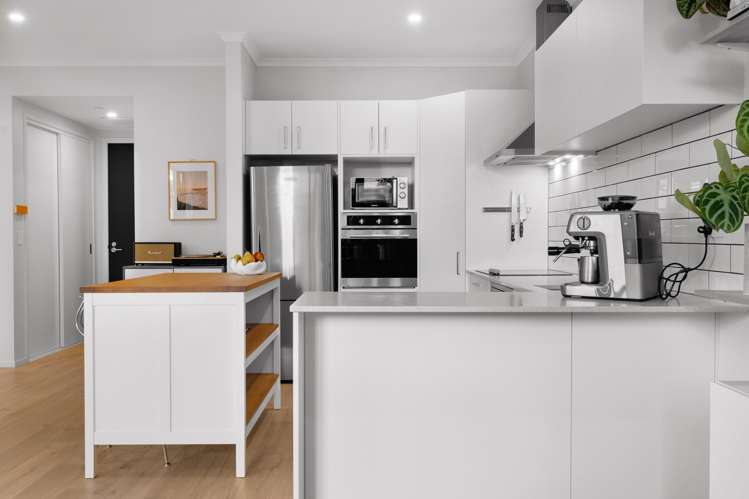 2/96 Clark Road Hobsonville_5