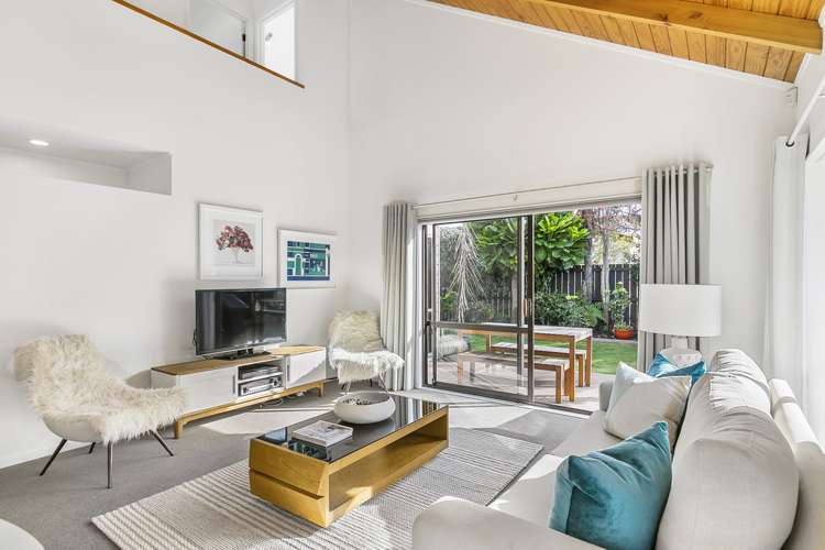 2/15 Queensway Three Kings_8