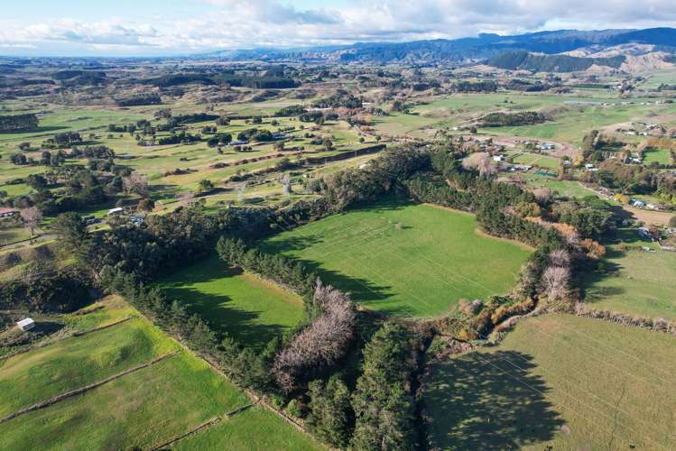 35 Old Coach Road North Otaki_17