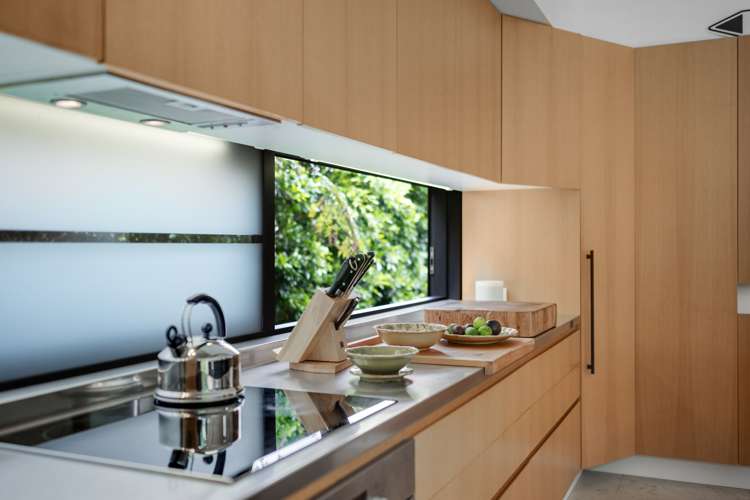 74b Beach Road Mellons Bay_7