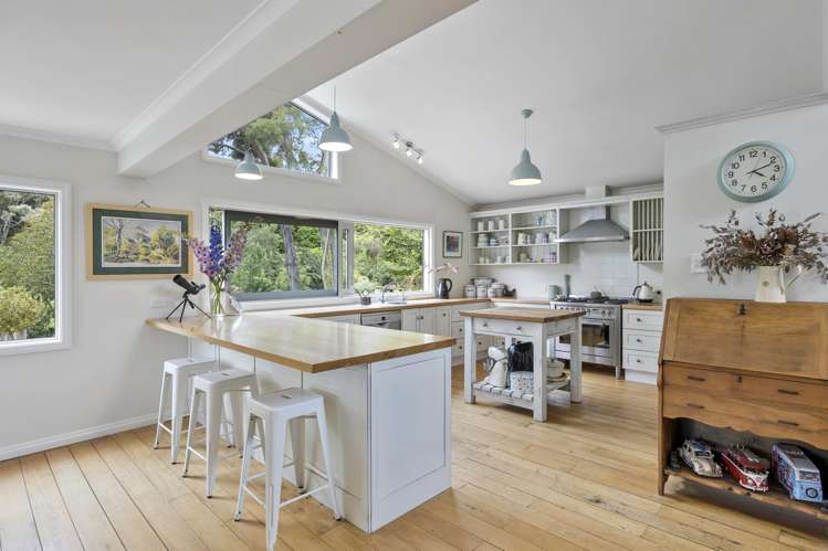 211 Doctors Point Road Waitati_14