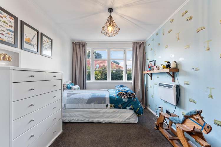 21 Hadfield Crescent 1201_8