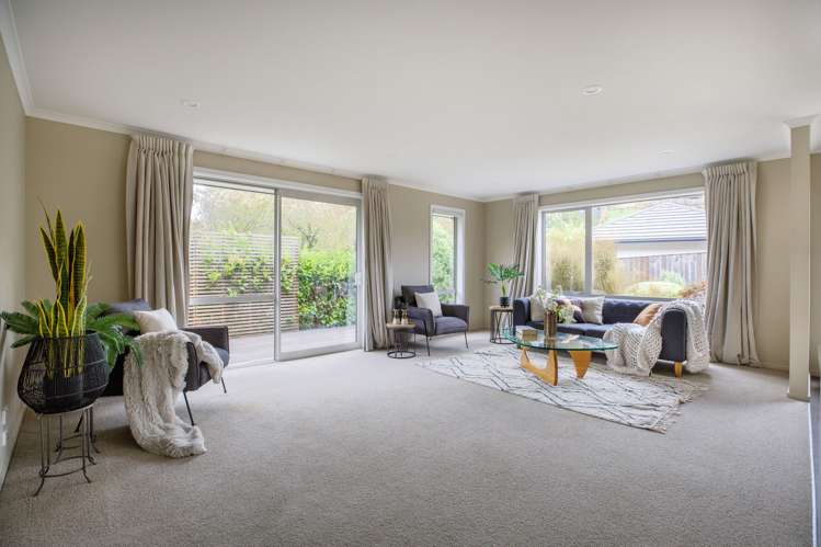 10 Olivias Place Stoke_7