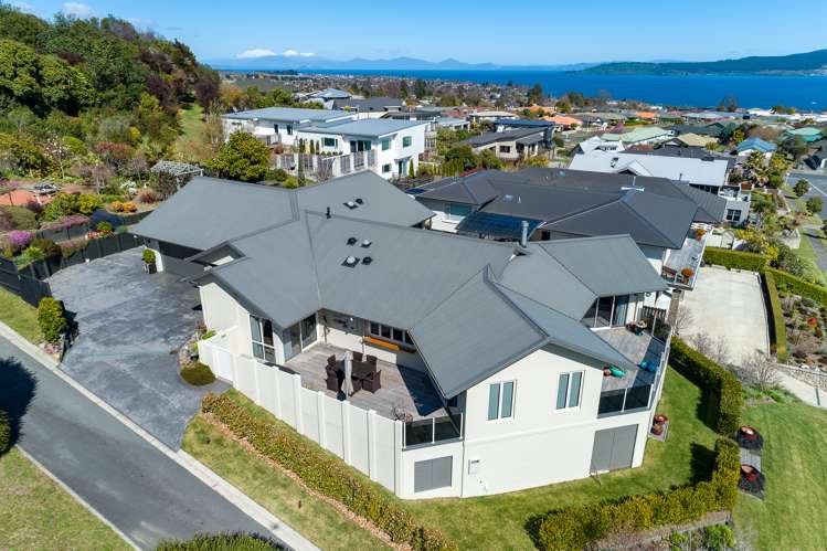 18 Botanical Heights Drive Waipahihi_18