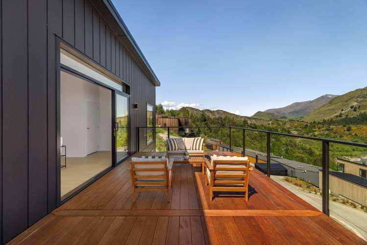 6 Powder Terrace Arthurs Point_10