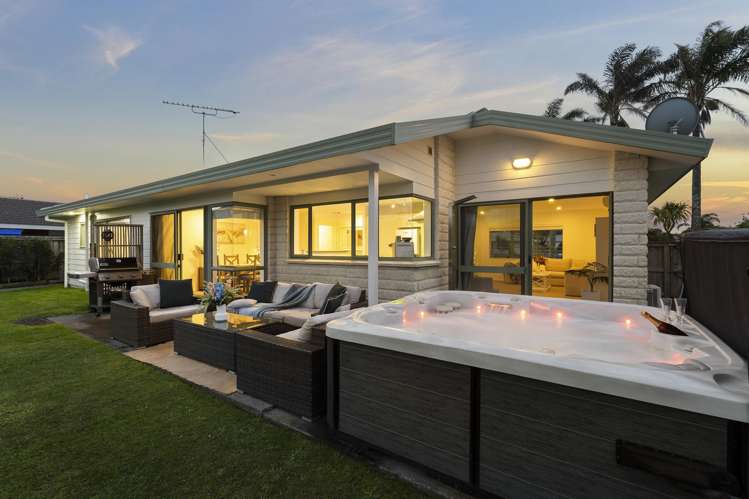 22 Lakeside Drive Orewa_24