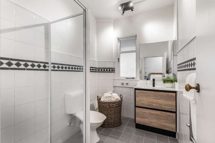 2/2 Salisbury Street Herne Bay_7