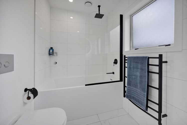 56 Warwick Road Stratford_12