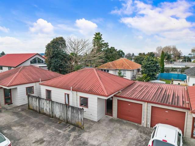 Recently Renovated and Easy Care Living with Great Location