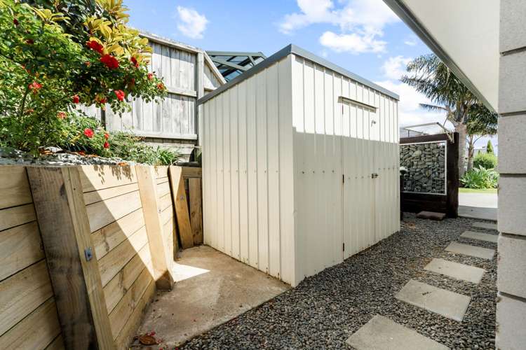 5 Ballintoy Park Drive Welcome Bay_16