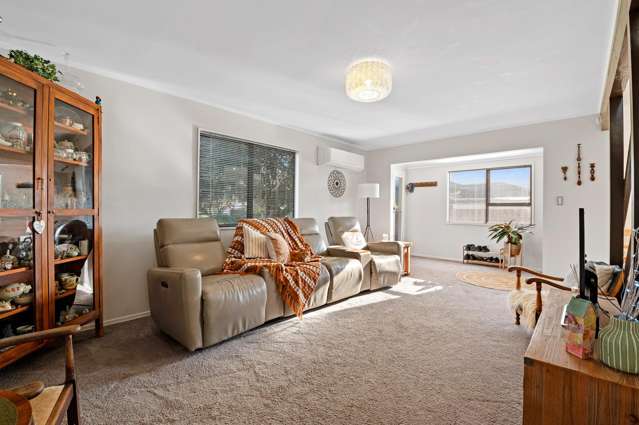 16 Brookdale Drive Ngongotaha_2