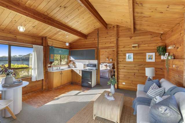 Very Cool Coastal Cottage