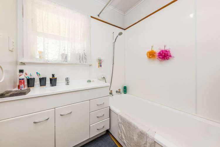 19 Callis Avenue Opaheke_9