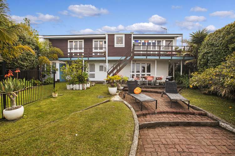 231 Te Atatu Road Te Atatu South_17
