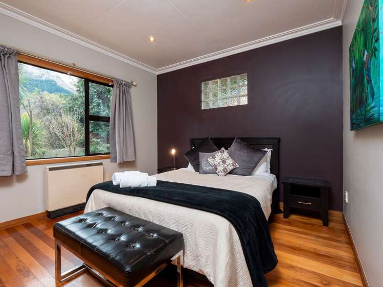 81 Hallenstein Street Queenstown_10