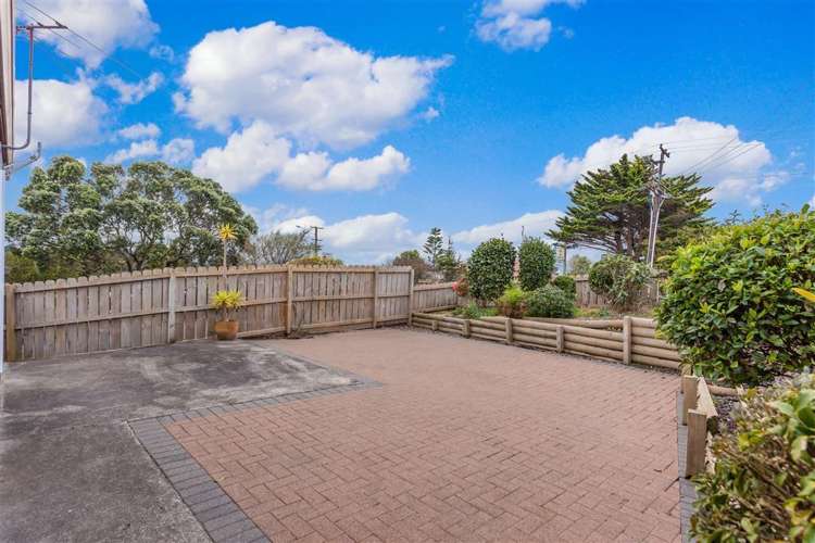 1/74 West Coast Road Glen Eden_7