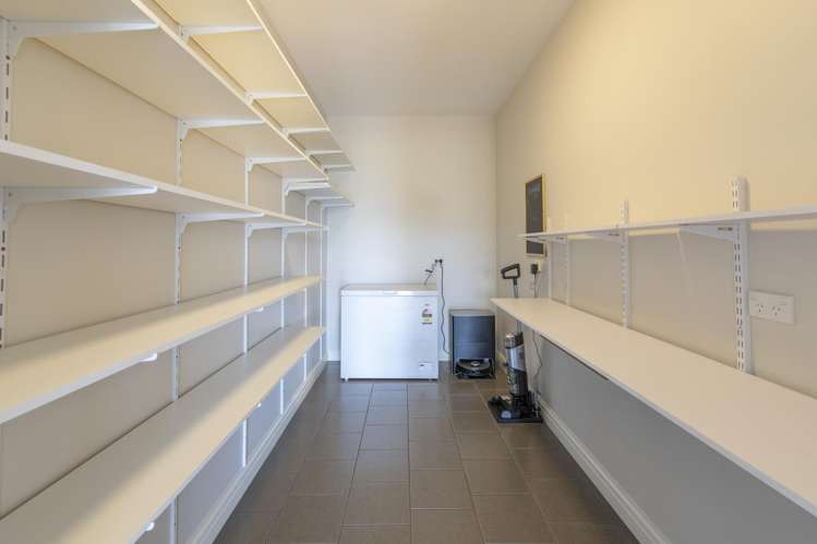 102 Glews Road Cust_10