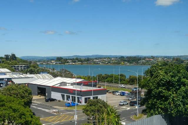 10/37 Selwyn Street Tauranga Central_1