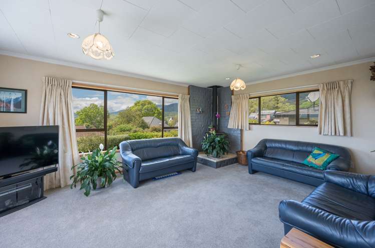 8 Farnham Drive Richmond_7