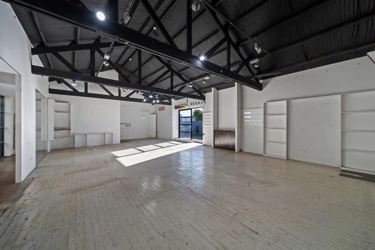 8 Raycroft Street Waltham_4