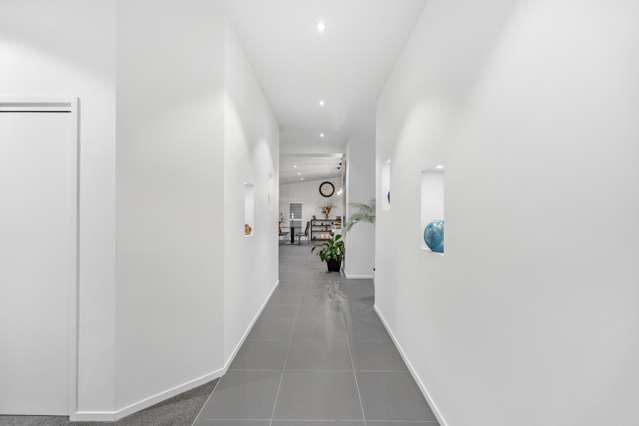 33 O'Farrell Drive One Tree Point_4