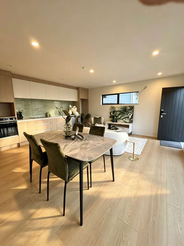 1/114 Don Buck Road Massey_2