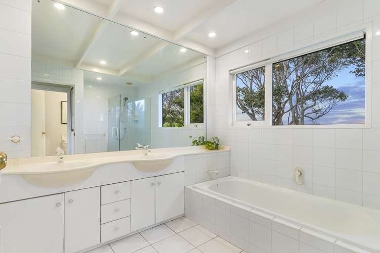 306 Riddell Road Glendowie_16