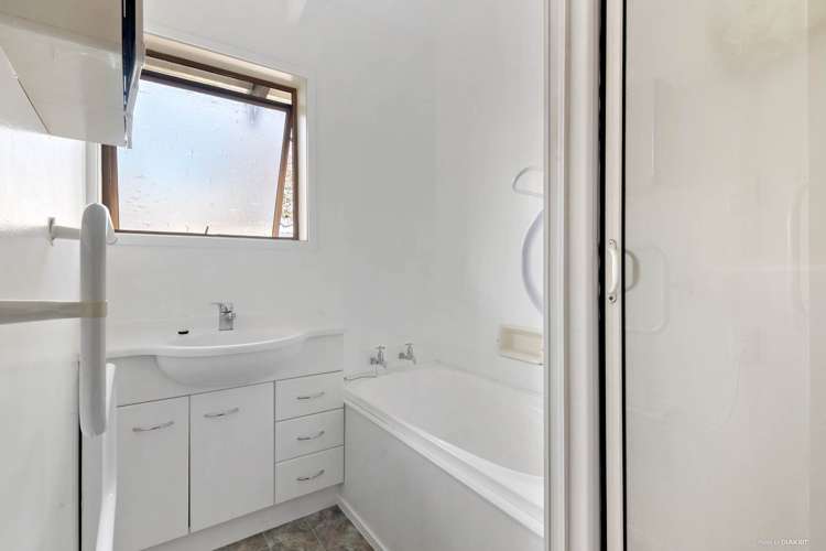 3/9 Patuone Avenue Devonport_5