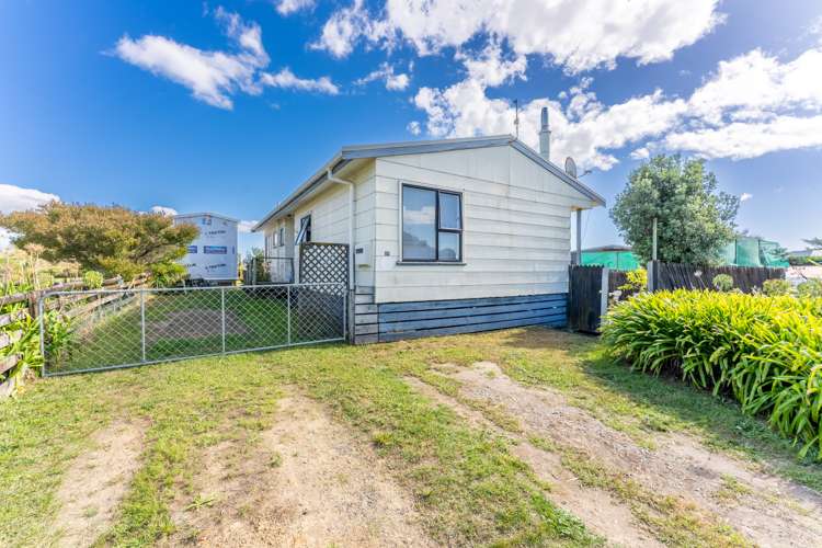 17 Kitchener Street Te Horo Beach_15