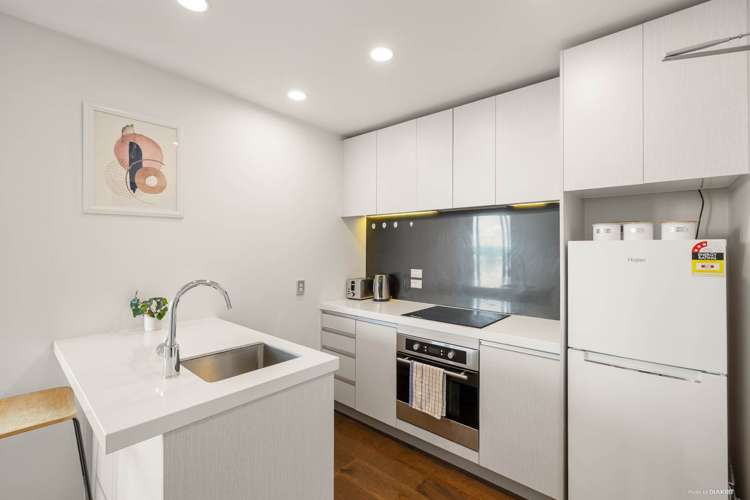 1703/32 Swanson Street City Centre_5