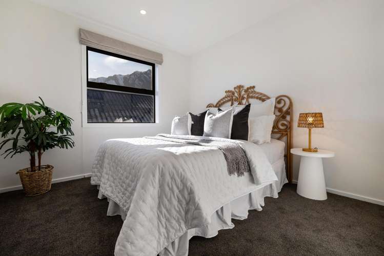 30 Grain Close Jacks Point_16