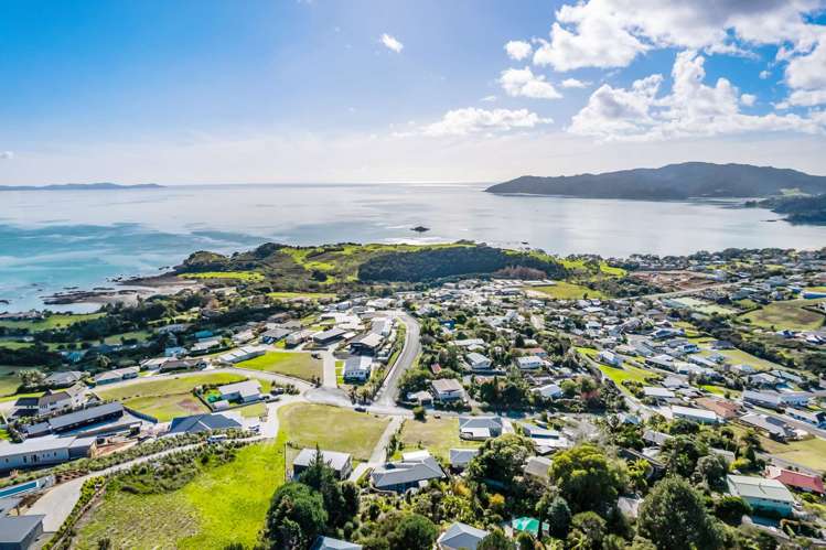 9 Eagles Way Cable Bay_11