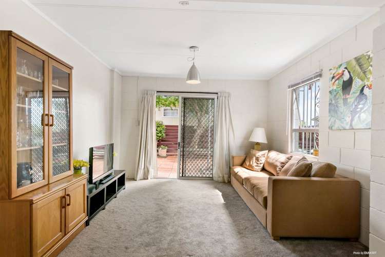 30 Ripon Crescent Meadowbank_12