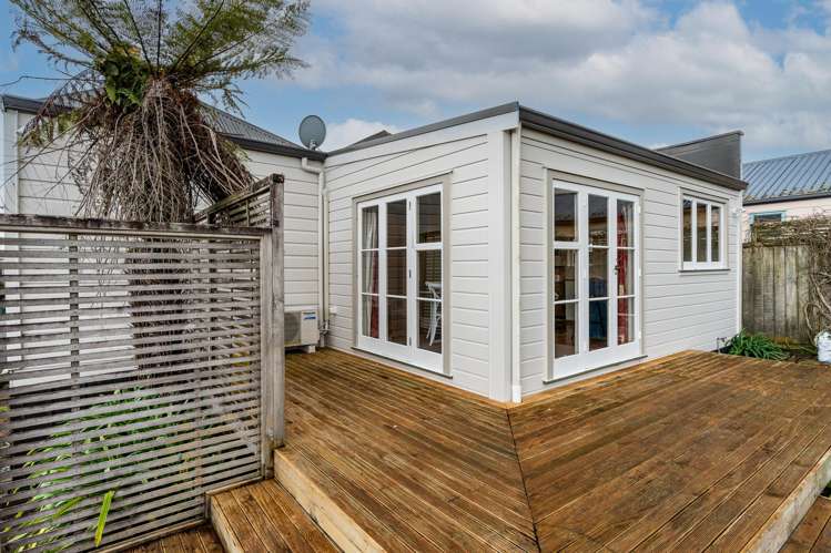 38 Brookfield Street Hamilton East_17