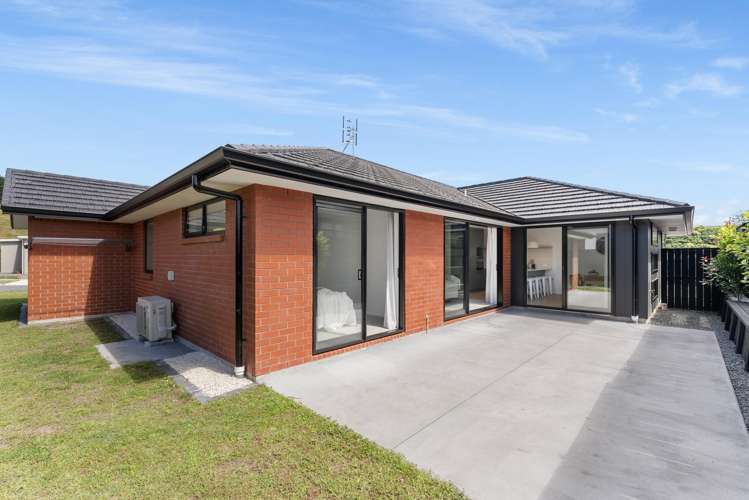 266 Adler Drive Ohauiti_10